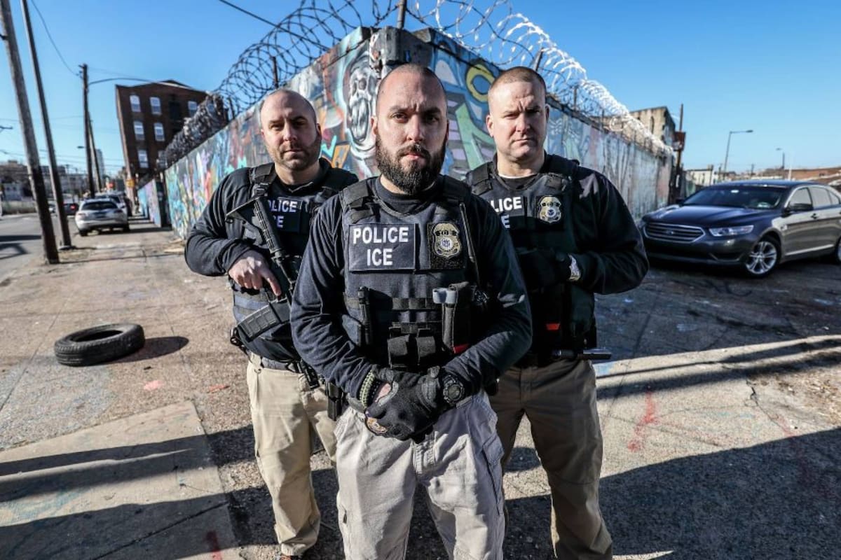 El ICE trabaja en estrecha colaboración con las agencias policiales locales, estatales y federales para detener a los inmigrantes ilegales o que hayan incumplido con las leyes migratorias