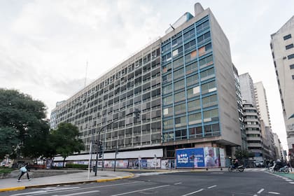 El icónico Edificio del Plata tendrá un destino residencial, de la mano de Eduardo Elsztain y Alfredo Coto