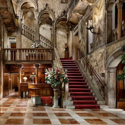 El icónico Hotel Danieli, uno de los más lujosos elegidos para la boda