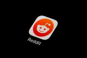 El ícono de la app Reddit