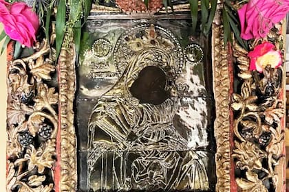El icono de Panagia Hozoviotissa de Amorgos.