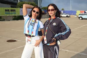 El impactante look de Pampita y Zaira Nara para el duelo de Argentina vs. Austria