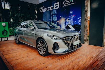 El impactante sedán Chery Arrizo 8