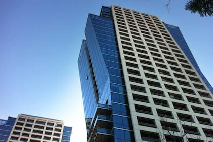 El imponente edificio Forum Alcorta, en el Bajo Belgrano
