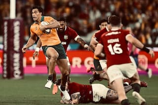 El jugador completo que llegó del rugby league, revivió a Australia y es la gran amenaza para los Pumas
