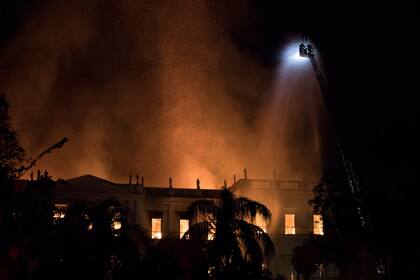 El incendio en el Museo Nacional de Río de Janeiro, en Brasil generó la pérdida de millones de obras