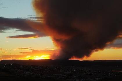 El incendio se produjo en el área de concesión Tres Picos, a unos veinte kilómetros de Caleta Olivia