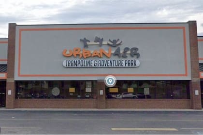 El incidente ocurrió afuera de un parque de diversiones en Nashville, Tennessee