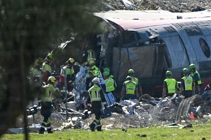 El incidente ocurrió cuando un tren de alta velocidad colisionó con uno que se encontraba frenado