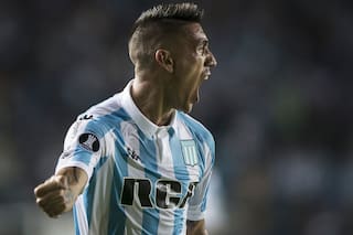 Otro escándalo de Centurión: se peleó con un compañero en la reserva de Racing
