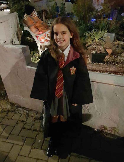 Cuando Emmie Allan se disfraza de Hermione, no hay dudas con su parecido