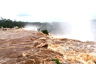 El Niño obliga a reescribir los protocolos de seguridad en las Cataratas y continúa el alerta en la región