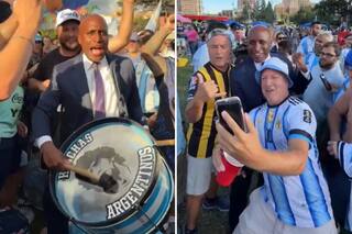 El alcalde de Kansas City se metió entre los hinchas y se unió al banderazo argentino