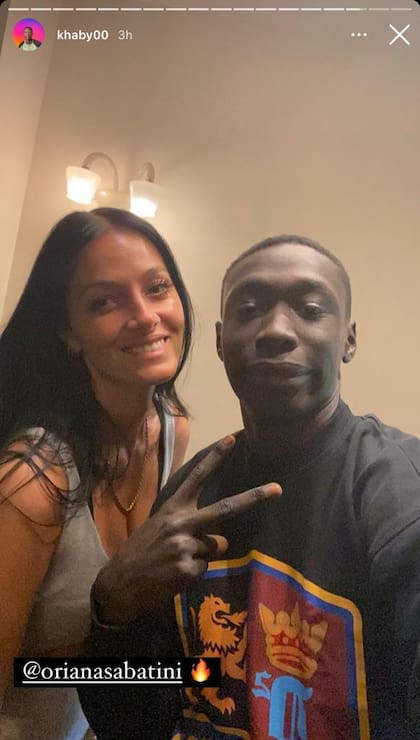 El influencer se tomó una foto también con Oriana