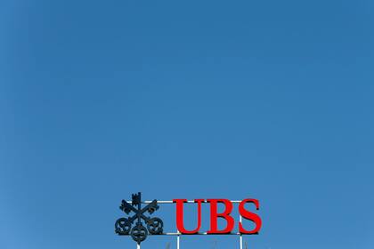 El informe del banco suizo UBS se titula "Argentina: cuando menos malas son buenas noticias"