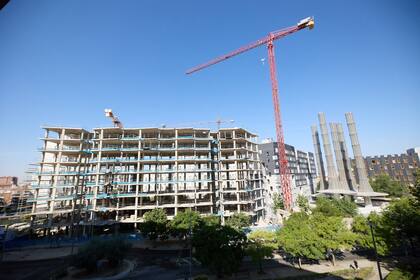 El informe sobre la vivienda de BBVA Research se enmarca en un apartado sobre los problemas de oferta en la industria, algunos servicios y también la construcción.