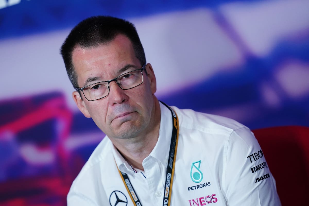El ingeniero británico Mike Elliott se incorporará la próxima semana a la escudería francesa como director técnico