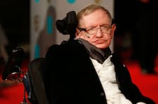 Stephen Hawking: “Cada uno existe por un corto tiempo, y en ese tiempo podemos explorar solo una pequeña parte del universo”