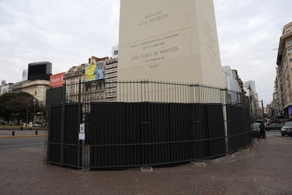 El ingreso al Obelisco está bloqueado