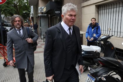 El ingreso de Fernando Burlando, representante de la querella en el juicio al Pity Álvarez