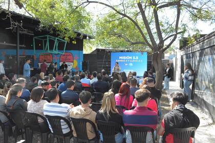 El inicio de la campaña "cambiá 5, llevá 5", de Juntos por el Cambio