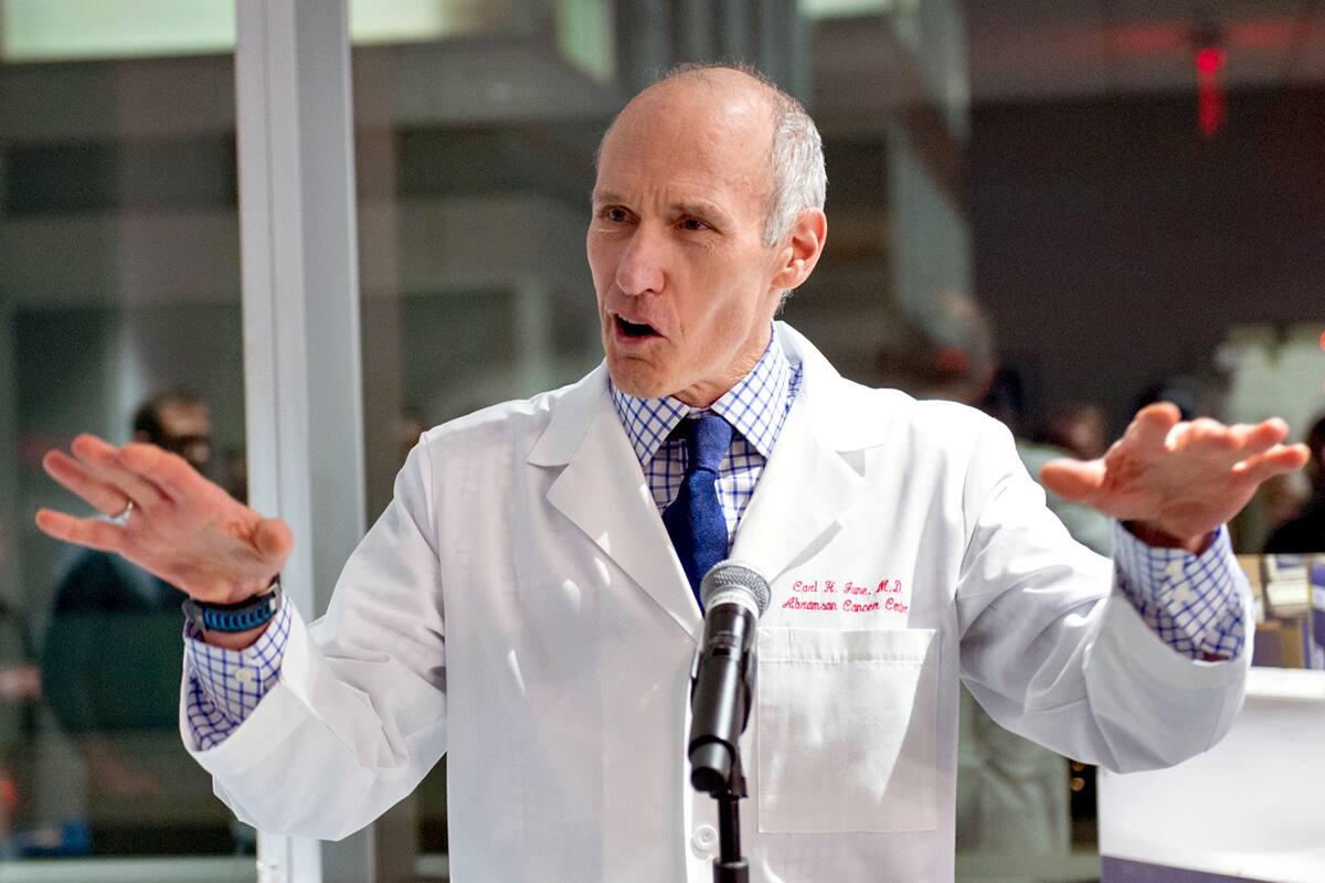 El inmunólogo Carl June