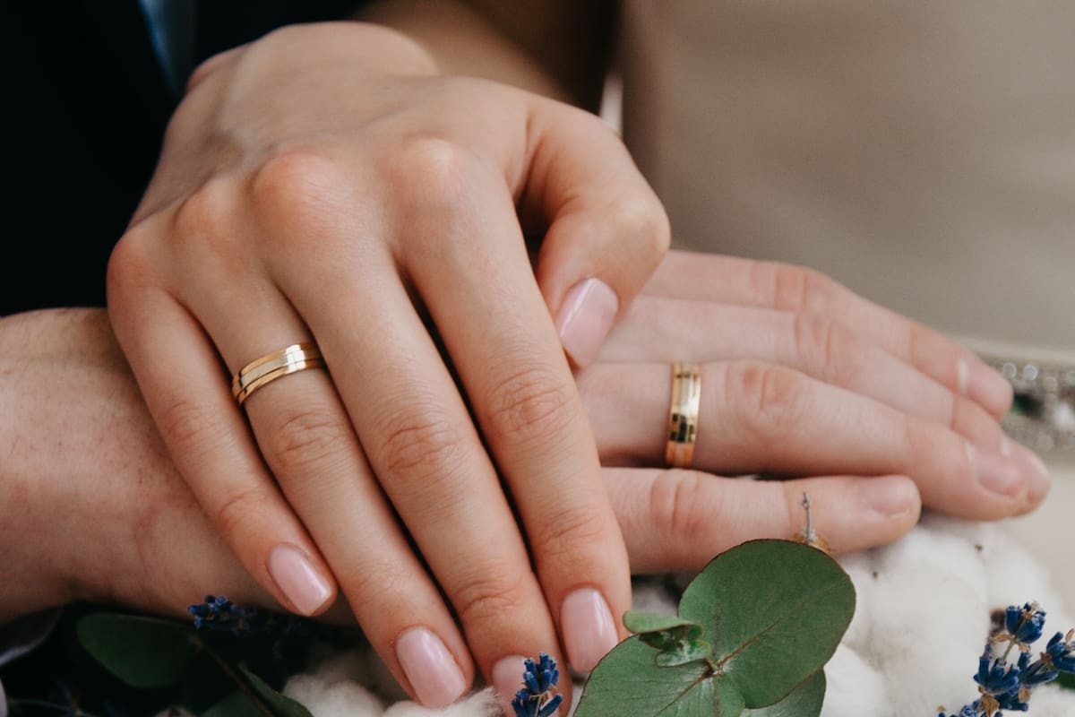 El insólito día de Federico: fue testigo de su amigo en el registro civil, pero lo terminaron casando a él por error