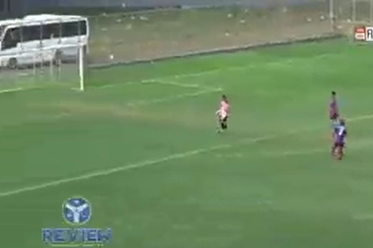 El insólito e intencional gol en contra en el fútbol brasileño