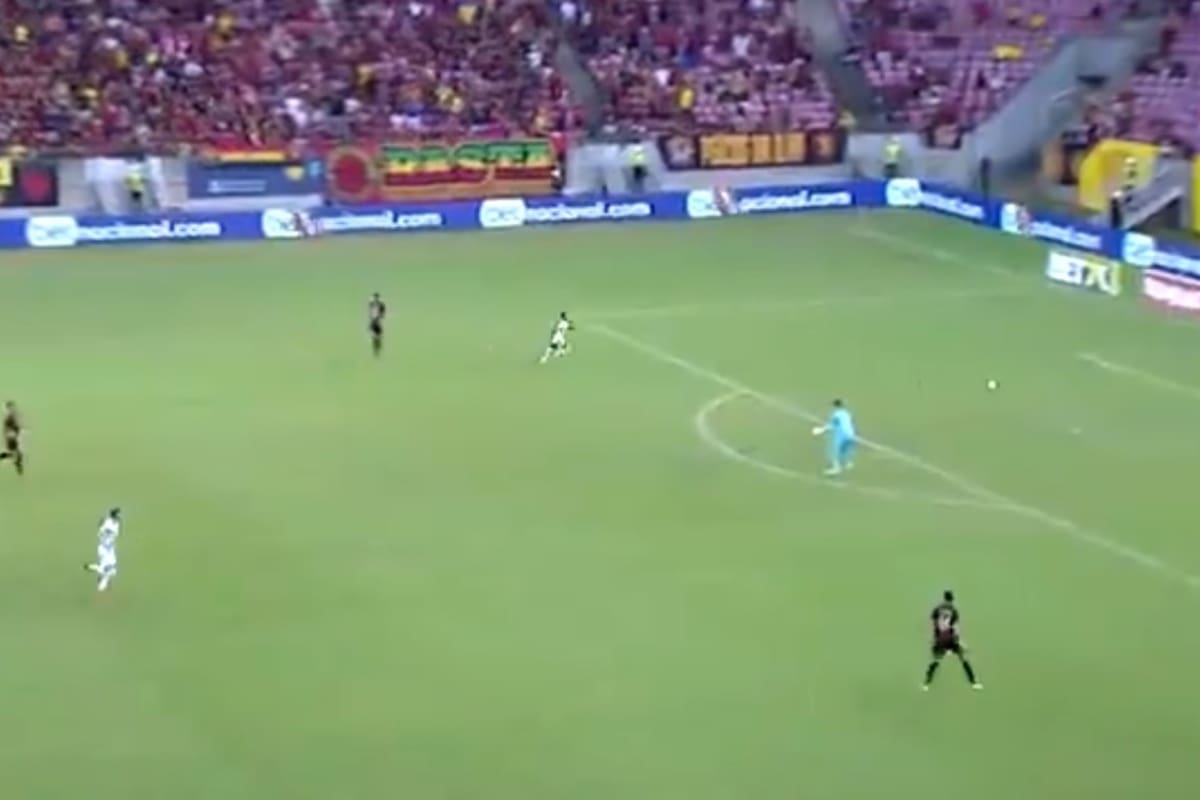 El insólito gol del partido entre Sport Recife y Novorizontino, tras el saque inicial; fue por la Serie B del fútbol brasileño