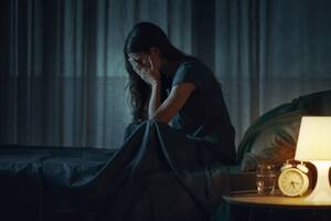El insomnio por las noches puede afectar directamente en el rendimiento de la persona en sus actividades diarias