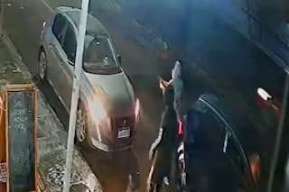 Con su familia en el auto, un policía de civil mató a un ladrón durante un intento de robo