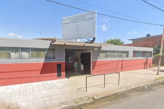 Un alumno llevó un revólver a la escuela, le movieron la mochila y el arma se disparó