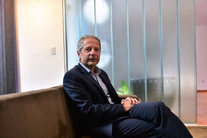 El intendente Damián Bernarte fue atacado a la salida de un evento.