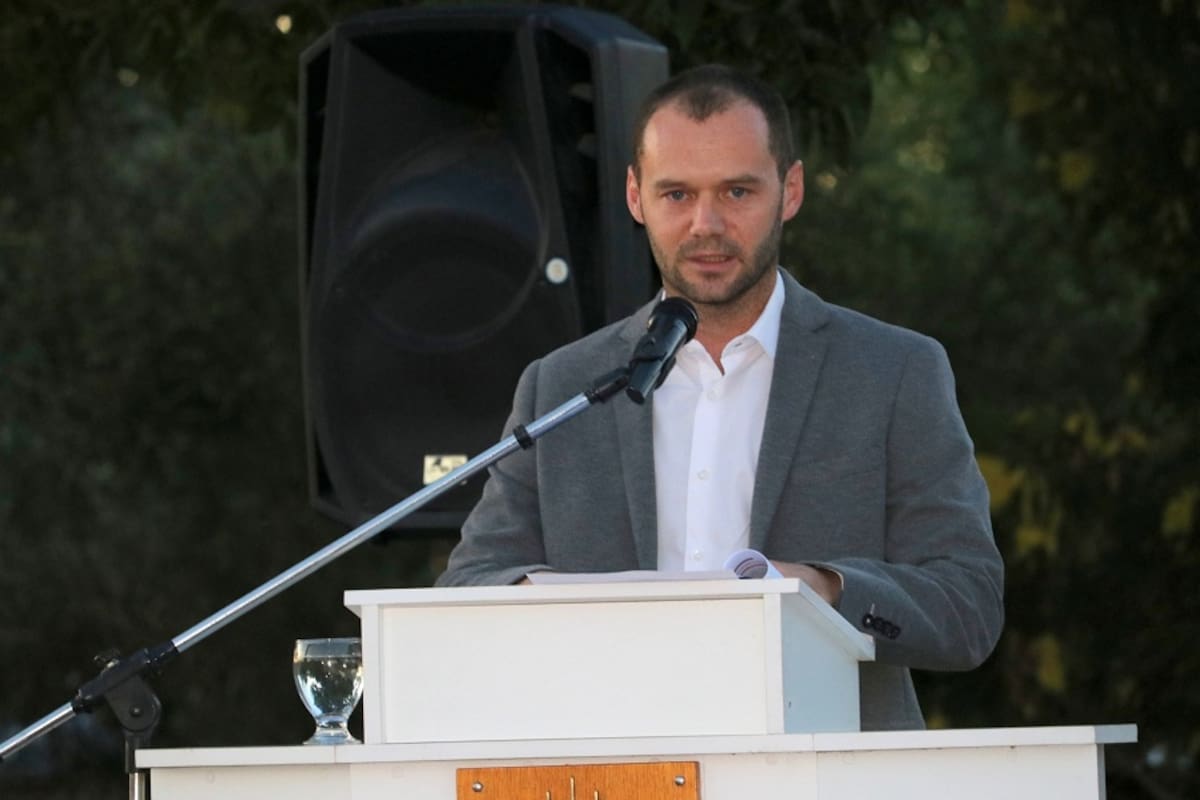 El intendente de la localidad de Alpachiri, Ivan Fuhr, fue quien descubrió la irregularidad