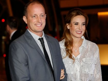 Martín Insaurralde junto a su exesposa, Jésica Cirio