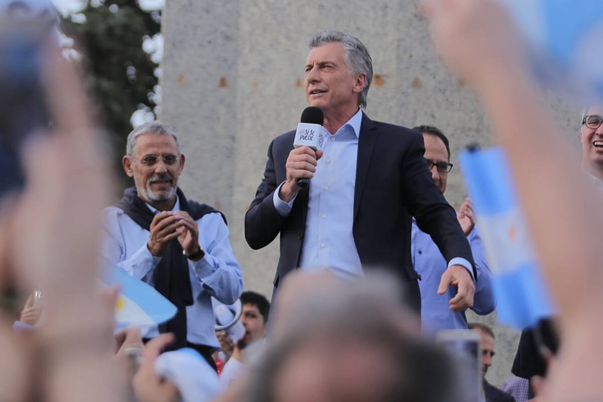 El intendente de Neuquén junto al presidente Macri