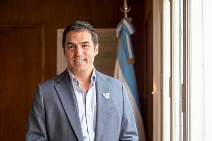 Intendente Ramón Lanús: “No repudio la decisión de Milei de negarle el saludo a Jorge Macri: es su forma de ser” Intendente Ramón Lanús: “No repudio la decisión de Milei de negarle el saludo a Jorge Macri: es su forma de ser”