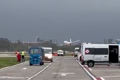 El intento de aterrizaje del avión de FlyBondi en Aeroparque