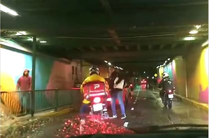 El intento de robo a un repartidor en Balvanera por tres delincuentes