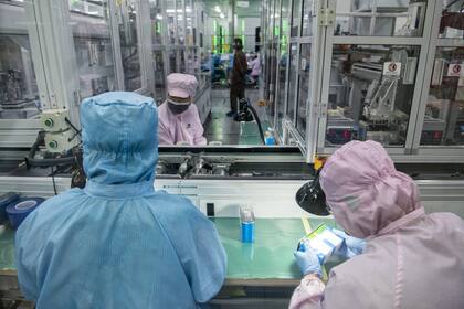 El interior de la fábrica de baterías de Tafel en Nankin