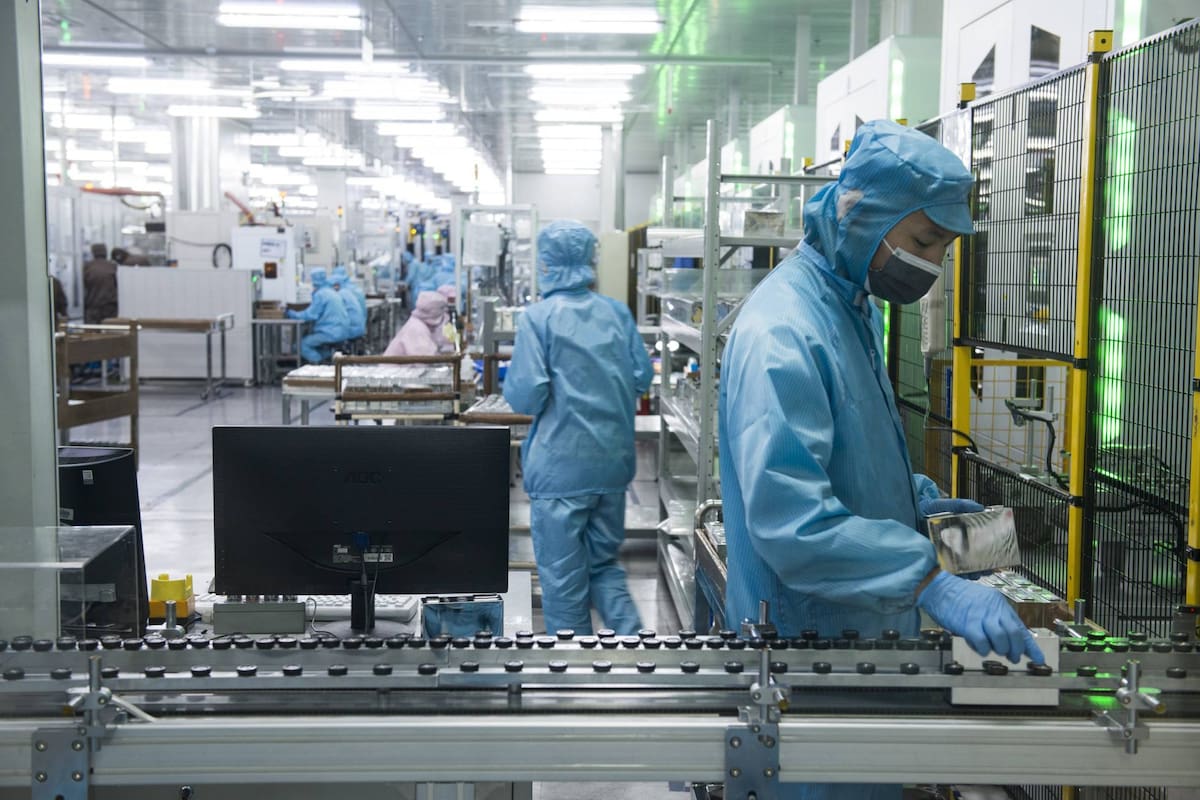 El interior de la fábrica de baterías de Tafel en Nankin