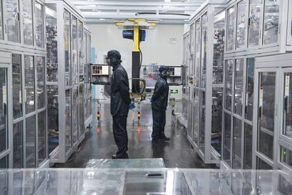 El interior de la fábrica de baterías de Tafel en Nankin