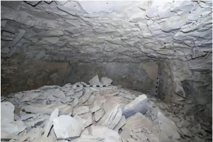 El interior de la tumba de Tutmosis II, descubierta en febrero pasado