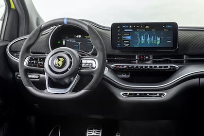 El interior del Abarth 500e
