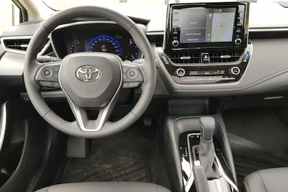 El interior del Corolla 2020 también fue completamente renovado