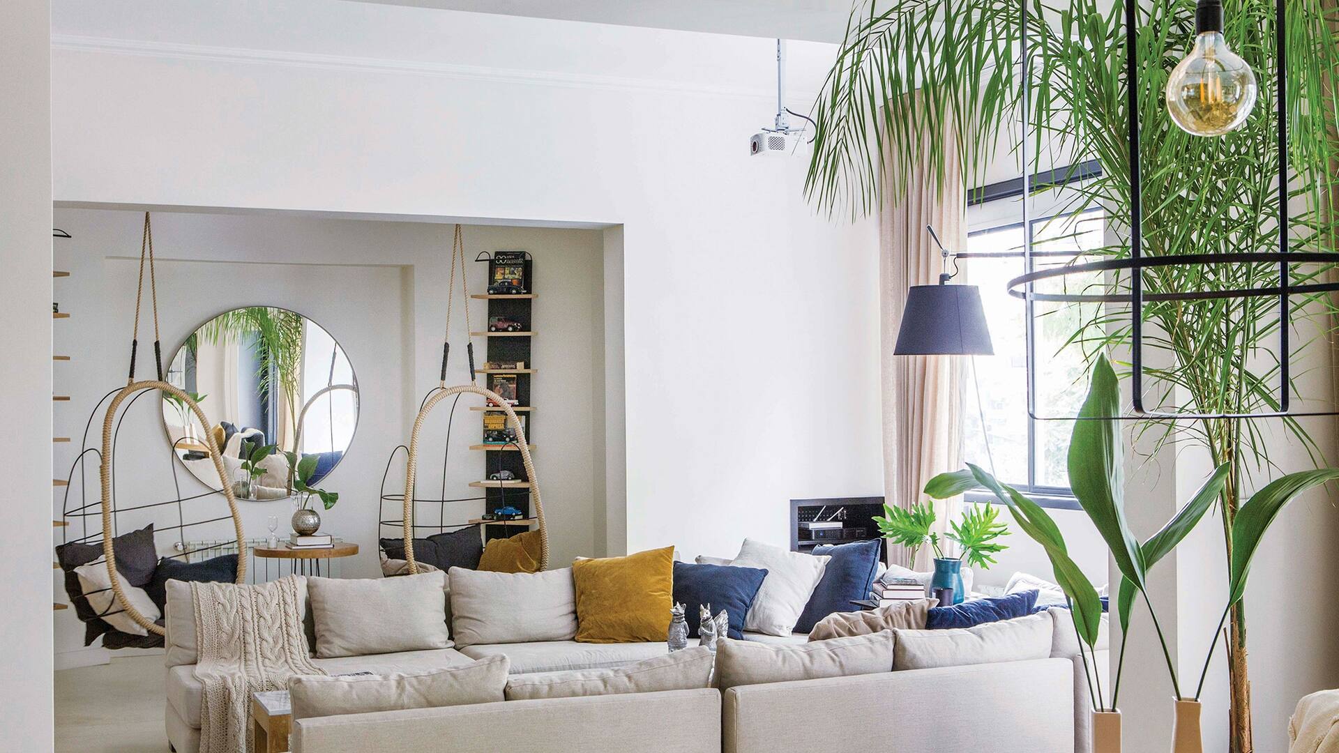 El interiorismo de un departamento racionalista de 210 m 2 les dio un lugar de feliz encuentro a los universos de un papá separado y su pequeña hija.