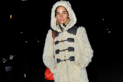 Juana Viale llegó acompañada de su hija, Ambar, y su novio, Agustín Goldenhorn