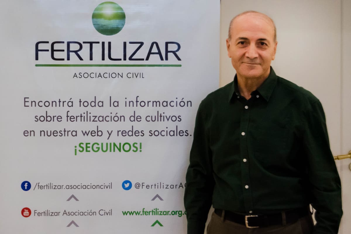 El investigador y profesor de la Universidad de Sabanci, Estambul, Ismail Cakmak, durante su exposición en el evento organizado por Fertilizar Asociación Civil