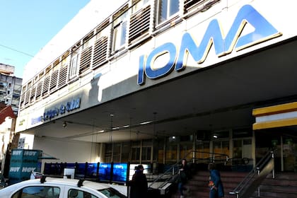 El IOMA es el principal deudor según el reclamo que hacen desde el Garrahan