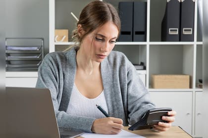 El IRS anunció ajustes fiscales para 2026 en más de 60 disposiciones